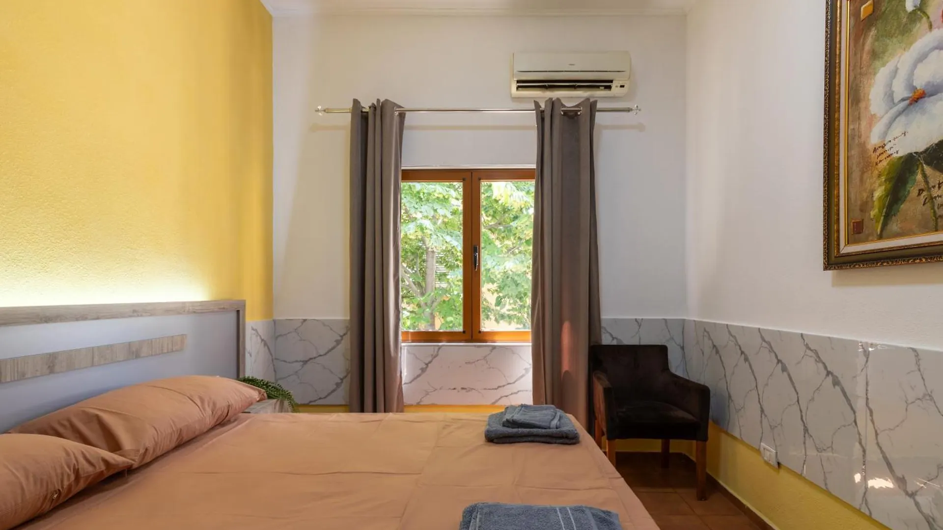 Tirana City Center Apartment Arnavutluk